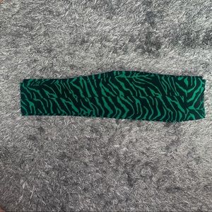 Green zebra capris